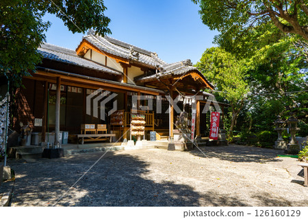 View of the main hall of Awashima Shrine (Sasebo City) View of the main hall of Awashima Shrine (Sasebo City) 126160129