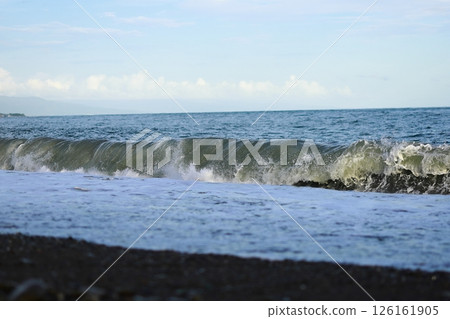 Waves crashing on Katsurahama Beach Waves crashing on Katsurahama Beach 126161905