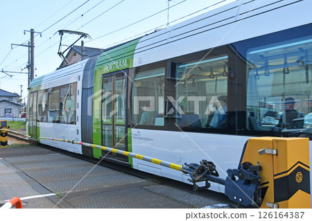 Light rail Toyama City, Toyama Prefecture 126164387