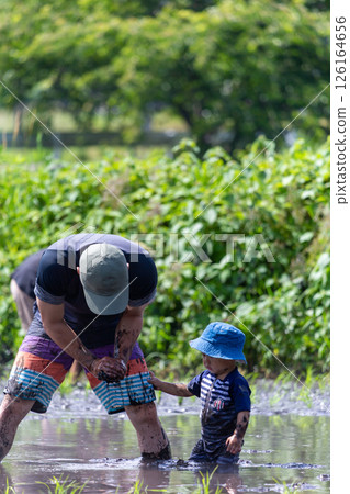 Parent and child rice planting experience - Toddler 126164656