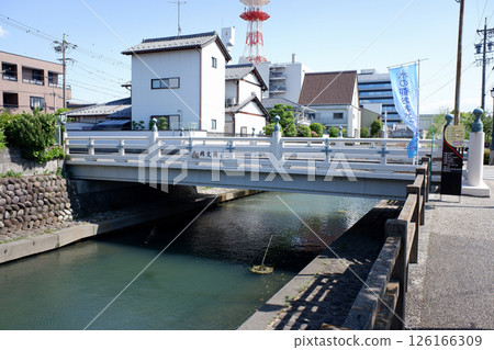 岐阜縣大垣市水門川上的光文橋 岐阜縣大垣市水門川上的光文橋 126166309