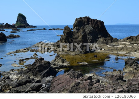 莊內海岸的岩石景觀 126180366