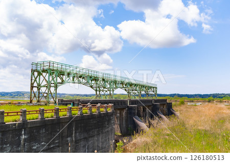 Shinano River Old movable weir gate 126180513