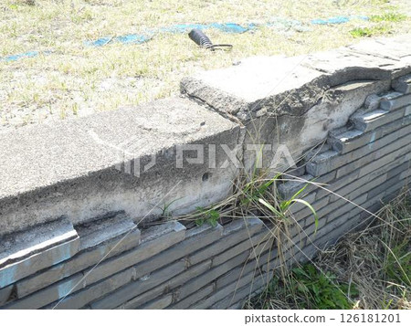 殘垣斷壁 殘垣斷壁 126181201