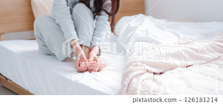 對寒冷敏感的老年女性 對寒冷敏感的老年女性 126181214