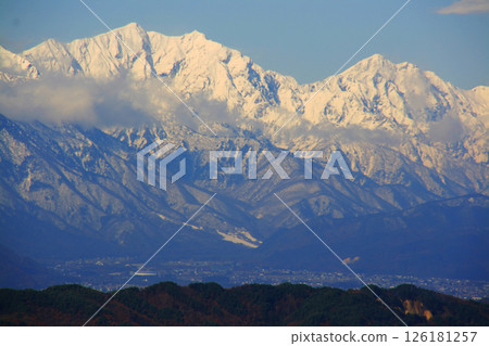 Snowy Mount Jigadake in the Northern Alps Snowy Mount Jigadake in the Northern Alps 126181257