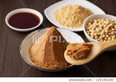 味噌、醬油等發酵大豆食品 味噌、醬油等發酵大豆食品 126183280