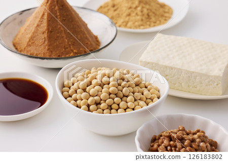 味噌、醬油等發酵大豆食品 味噌、醬油等發酵大豆食品 126183802
