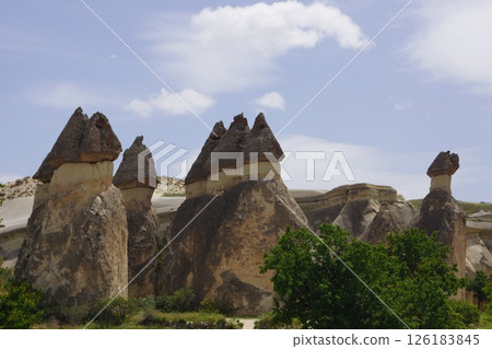 土耳其卡帕多西亞的僧侶谷 土耳其卡帕多西亞的僧侶谷 126183845