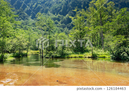 <Nagano Prefecture> The magnificent view of Kamikochi, Tashiro Pond 126184463