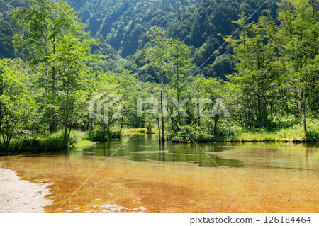 <Nagano Prefecture> The magnificent view of Kamikochi, Tashiro Pond 126184464