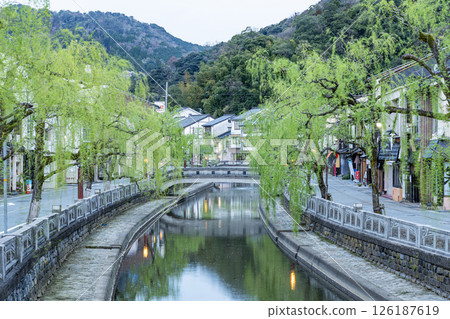 Kinosaki Town, Toyooka City, Hyogo Prefecture: The charming streets of Kinosaki Onsen Kinosaki Town, Toyooka City, Hyogo Prefecture: The charming streets of Kinosaki Onsen 126187619