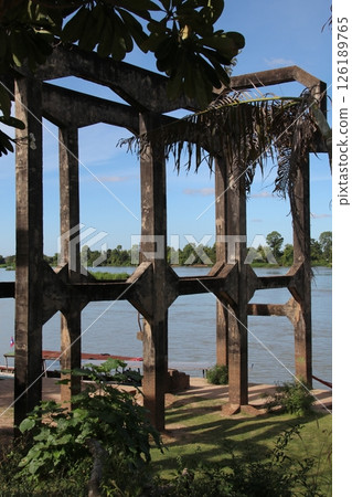 Corn Island Railway Bridge Remains Corn Island Railway Bridge Remains 126189765