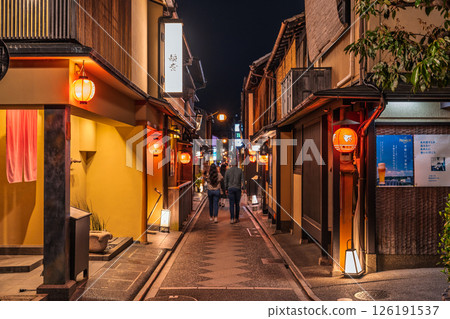 京都府古都的娛樂區先鬥町 126191537