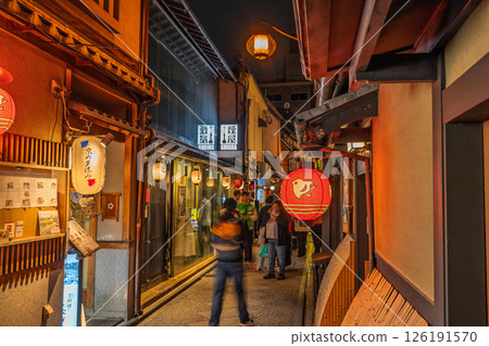 京都府古都的娛樂區先鬥町 126191570