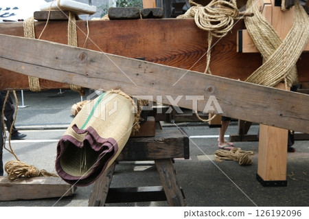 The construction of the Gion Festival boat floats 126192096