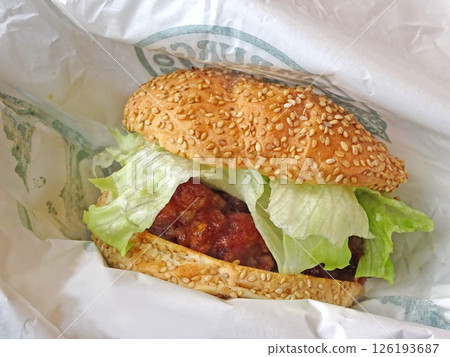 Chinese chicken burger, the best local burger in Japan Chinese chicken burger, the best local burger in Japan 126193687