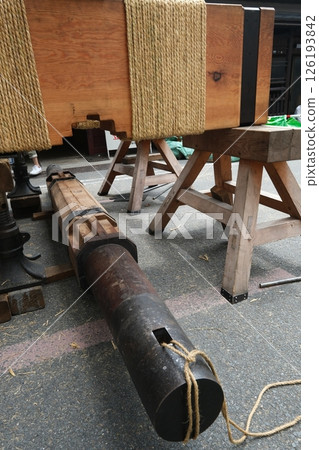 Assembling the Hoge Hoko floats for the Gion Festival Assembling the Hoge Hoko floats for the Gion Festival 126193842