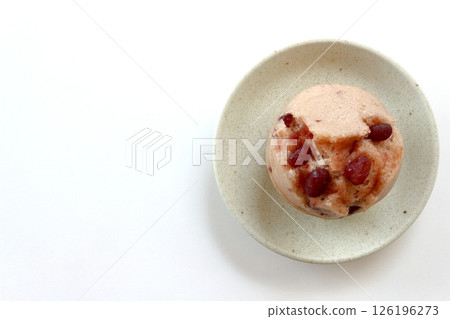 從上方俯瞰的紅豆饅頭 從上方俯瞰的紅豆饅頭 126196273