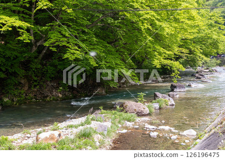 Shima Onsen in early summer: The flow of the Shima River 126196475