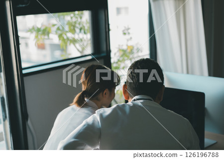 computer, boss, office 126196788