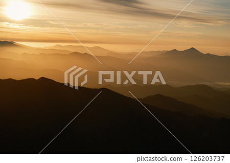 Iinoyama在秋天 126203737