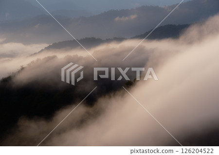 Autumn at Shiori Pass 126204522