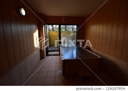 Hot spring, inn, bath, cypress, open-air bath, bathtub, hot water, spout, fruit forest 126207954