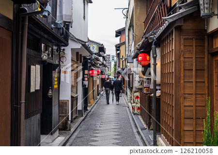 Pontocho, the ancient capital's entertainment district, Kyoto Prefecture 126210058