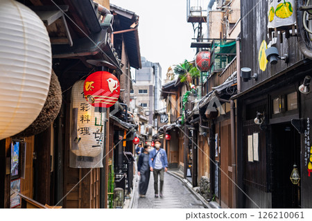 Pontocho, the ancient capital's entertainment district, Kyoto Prefecture 126210061