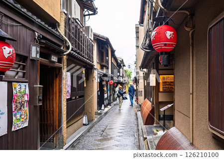 京都府古都的娛樂區先鬥町 126210100