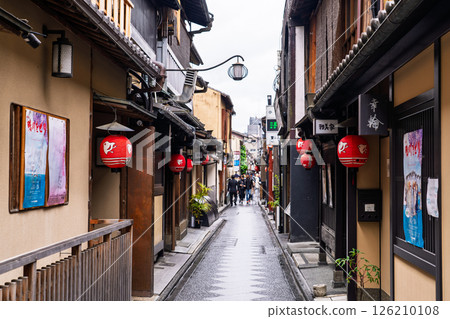 京都府古都的娛樂區先鬥町 126210108