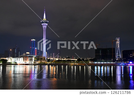 Illuminated Macau Tower / Macau Illuminated Macau Tower / Macau 126211786