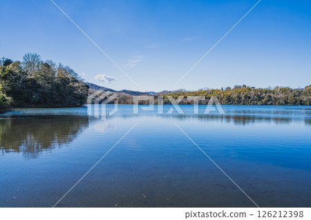 伊東市一碧湖(靜岡縣) 伊東市一碧湖(靜岡縣) 126212398