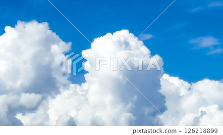 Blue sky and cumulonimbus Blue sky and cumulonimbus 126218899