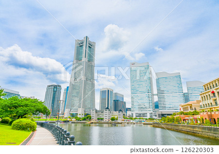 Cityscape of Yokohama City, Kanagawa Prefecture 126220303
