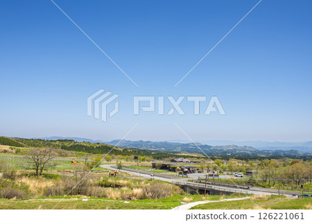 大分縣竹田市九重高原的景色與藍天 126221061