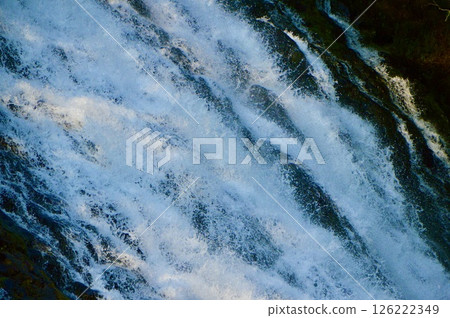 Oshinkoshin waterfall (Charasse nai river / estuary vicinity / Shari-cho, Shari-gun, Hokkaido) 126222349