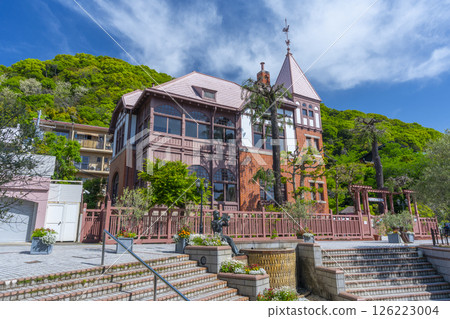 Windmind chicken hall 126223004