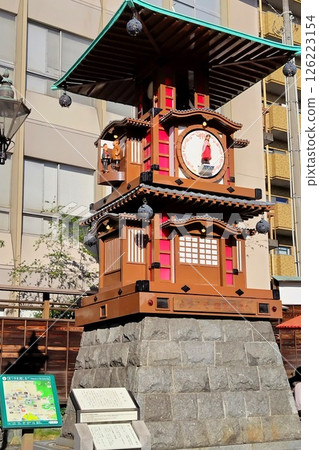 [Ehime Prefecture] Botchan Karakuri Clock 126223154