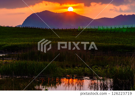 Sunset over the Soni mountain range. Continuous photos with the same framing. HDR 3-photo composite. Shooting location: Soni Plateau 2 126223719