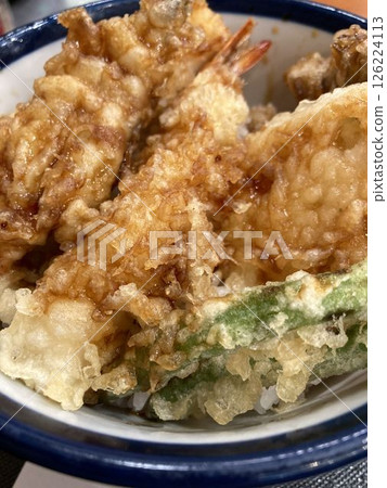 Tendon and tempura at a chain restaurant specializing in tempura 126224113