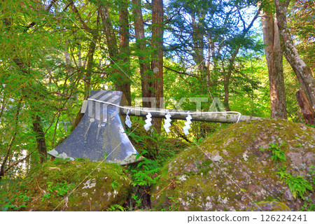 Kintoki-san, Hakone, Kanto, Kintoki-jinja Shrine at the trailhead of the Kintoki-jinja route, and the axe in the precincts, Hakone-machi, Kanagawa Prefecture (2) 126224241