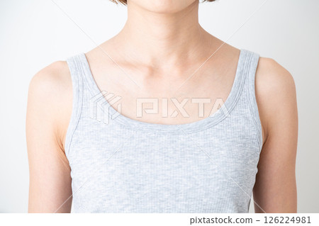 Middle-aged women who care about body care in summer Middle-aged women who care about body care in summer 126224981