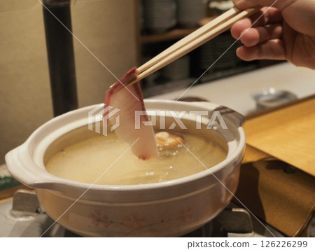 Tongu Shabu Tongu Shabu 126226299