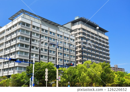 [香川縣] 晴天的高松太陽港聯合政府大樓（Sunport Takamatsu） 126226652