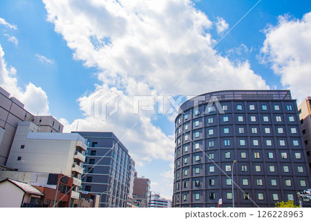 [京都風景]堀川街的天空與建築 126228963