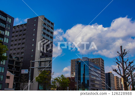 [京都風景]堀川街的天空與建築 126228988