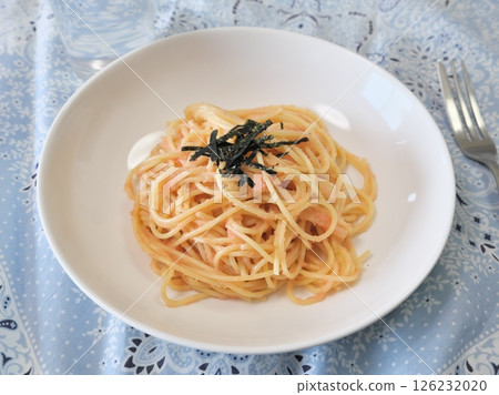 Butter-flavored cod roe spaghetti Butter-flavored cod roe spaghetti 126232020