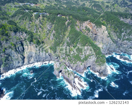 Aerial view of the cliffs of Kitayamazaki, Iwate Prefecture, Tanohata Village Aerial view of the cliffs of Kitayamazaki, Iwate Prefecture, Tanohata Village 126232143